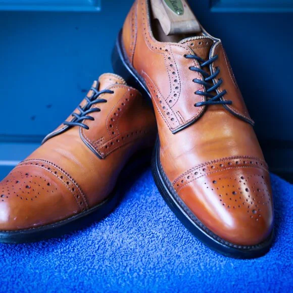 SALE - Allen Edmonds 10.5-D Lexington Burnished Walnut Derby Mens Dress Shoes - Picture 2 of 15